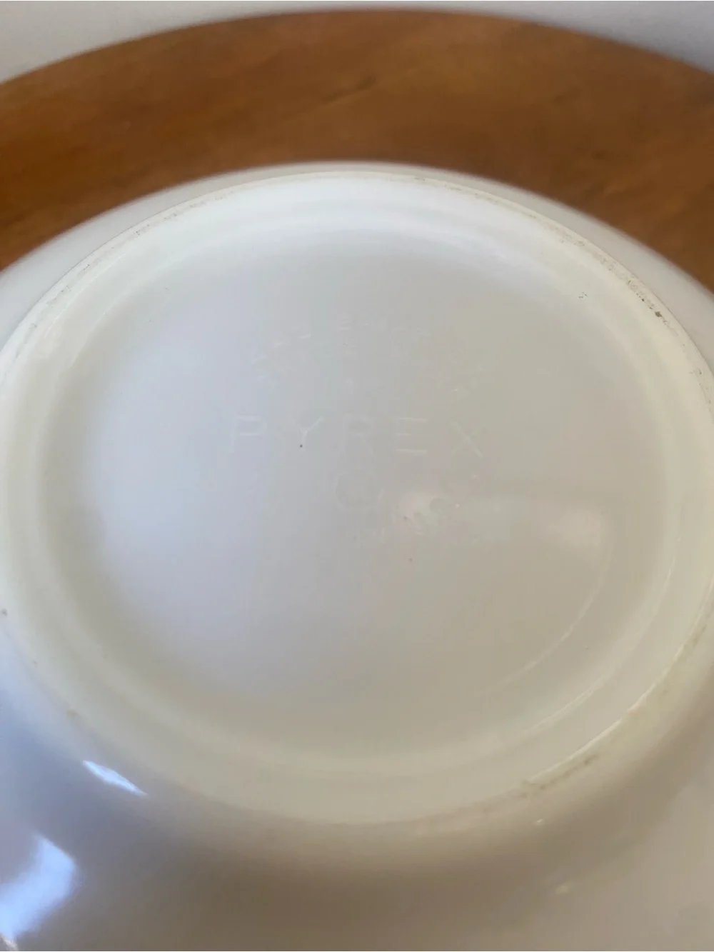 Vintage Pyrex Sandalwood Cinderella Mixing Bowl (No. 443)